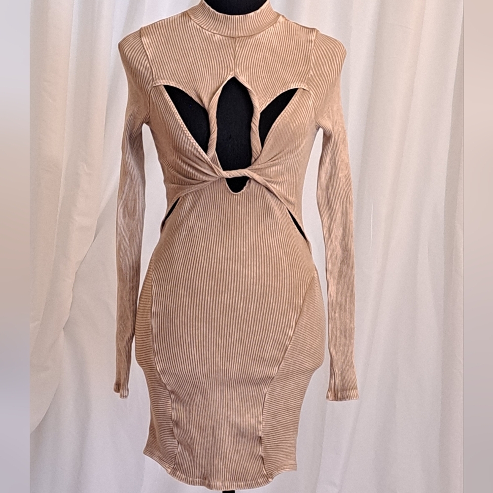#025.B Swank A Posh Sz M (6-8) / Taupe / Cut Out Mini Dress - Picture 6 of 14